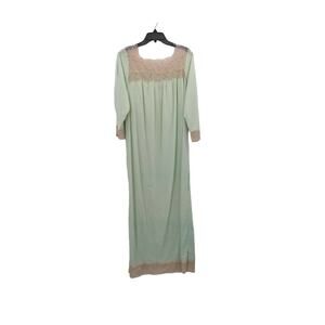 Rutledge Vintage Sleepwear Nightgown 3/4 Sleeves Square Neck Size Medium